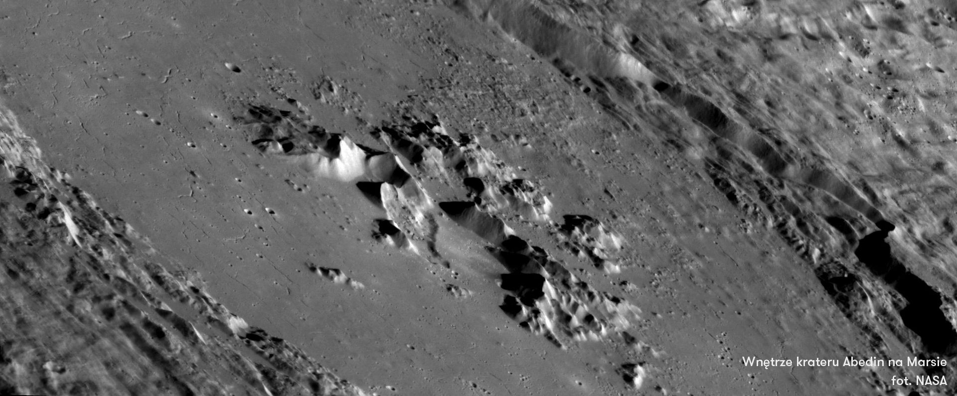 Krater Abedin na Marsie